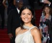 Emma Răducanu, pe covorul roșu! Apariție spectaculoasă în fața Familiei Regale la premiera noului film James Bond