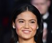 Emma Răducanu, pe covorul roșu! Apariție spectaculoasă în fața Familiei Regale la premiera noului film James Bond