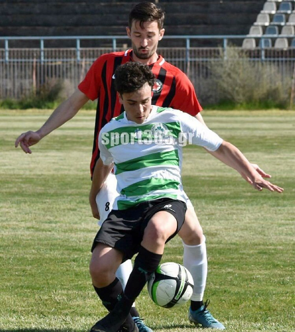 L-am găsit pe românul convocat la naționalele Greciei » Povestea neștiută a fotbalistului ajuns între timp pe vapor: „Oare cum stăteau lucrurile dacă mergeam la Hagi?”