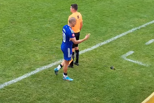 Antrenorul Marius Croitoru (41 de ani) și Juan Bauza (26, mijlocaș ofensiv) au avut un moment tensionat în repriza a doua a partidei Ripensia Timișoara - FCU Craiova 0-4, duel contând pentru play-off-ul Cupei României.