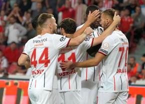 Marius Șumudică, a doua victorie consecutivă în Turcia » Gaziantep a urcat deasupra zonei roșii a clasamentului! Gol marcat de fostul atacant de la Viitorul