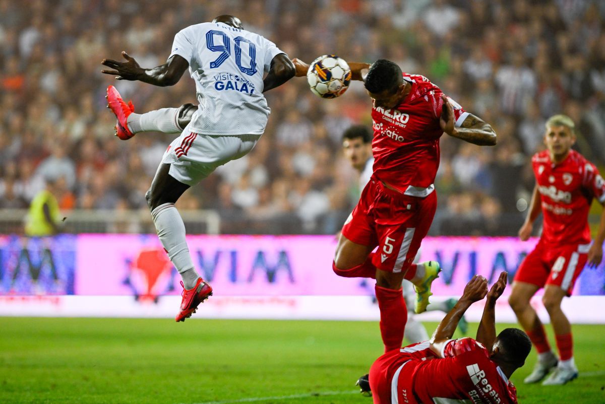 Oțelul a dat, Dinamo a luat! „Câinii” pierd și la Galați și ajung la PATRU înfrângeri consecutive fără gol marcat