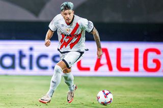 Rațiu a băgat spaima în adversarii din La Liga » Antrenorul a schimbat un titular din cauza românului: „Unul dintre cei mai buni fundași laterali”