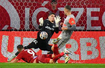 Reacția lui Ștefan Târnovanu, salvatorul FCSB-ului în final cu Sepsi: „M-au afectat puțin criticile”