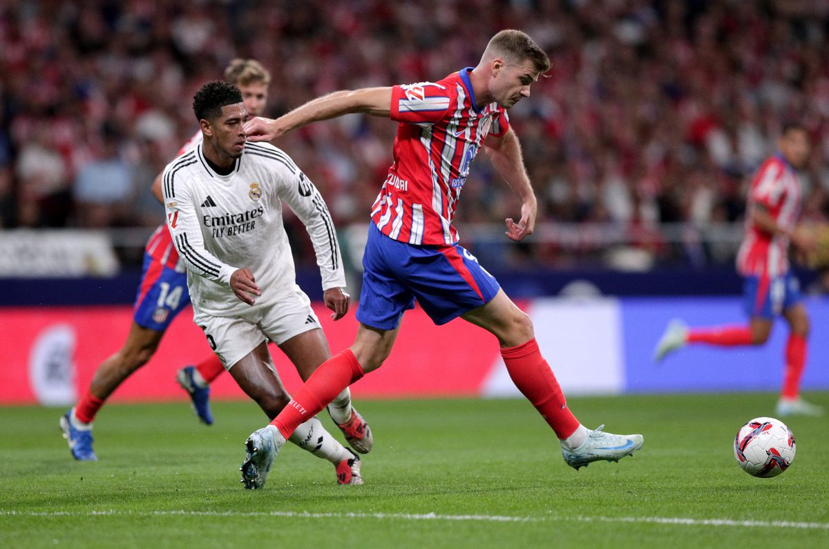 Atletico Madrid - Real Madrid, întrerupt 20 de minute! Ultrașii gazdelor, gesturi scandaloase. Cadru șocant cu Thibaut Courtois