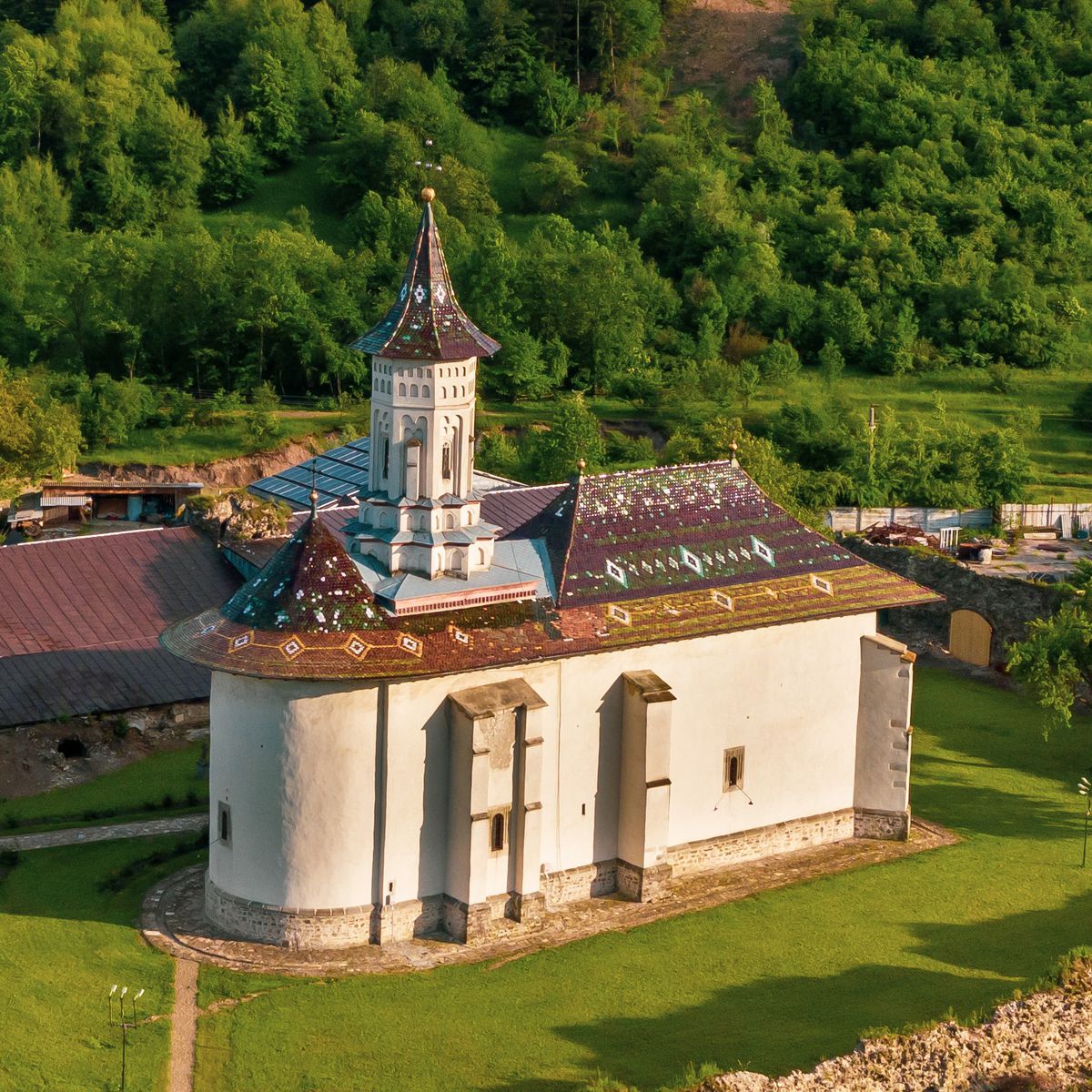 Senzaționala Solca - tentația lui Lucescu și Becali