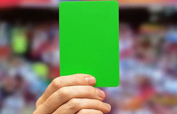 Cartonașul verde a fost utilizat în premieră într-un meci oficial » NU îl folosește arbitrul!