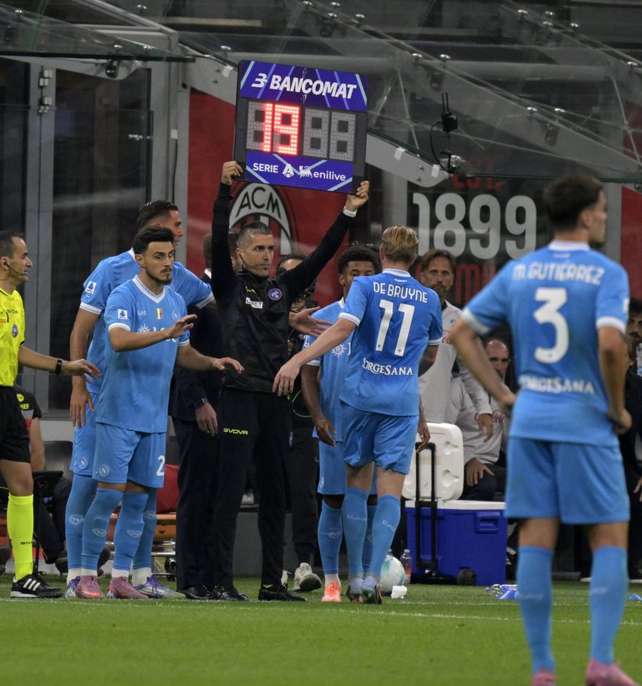 Primele scântei între Conte și De Bruyne: „Nu și-a găsit persoana potrivită pentru reproșuri”