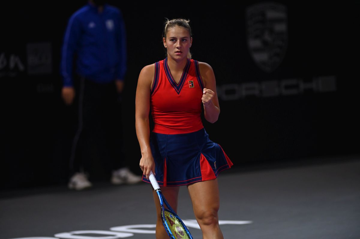 Emma Răducanu, spulberată de Marta Kostyuk în „sferturile” Transylvania Open! Urmează semifinala cu Halep