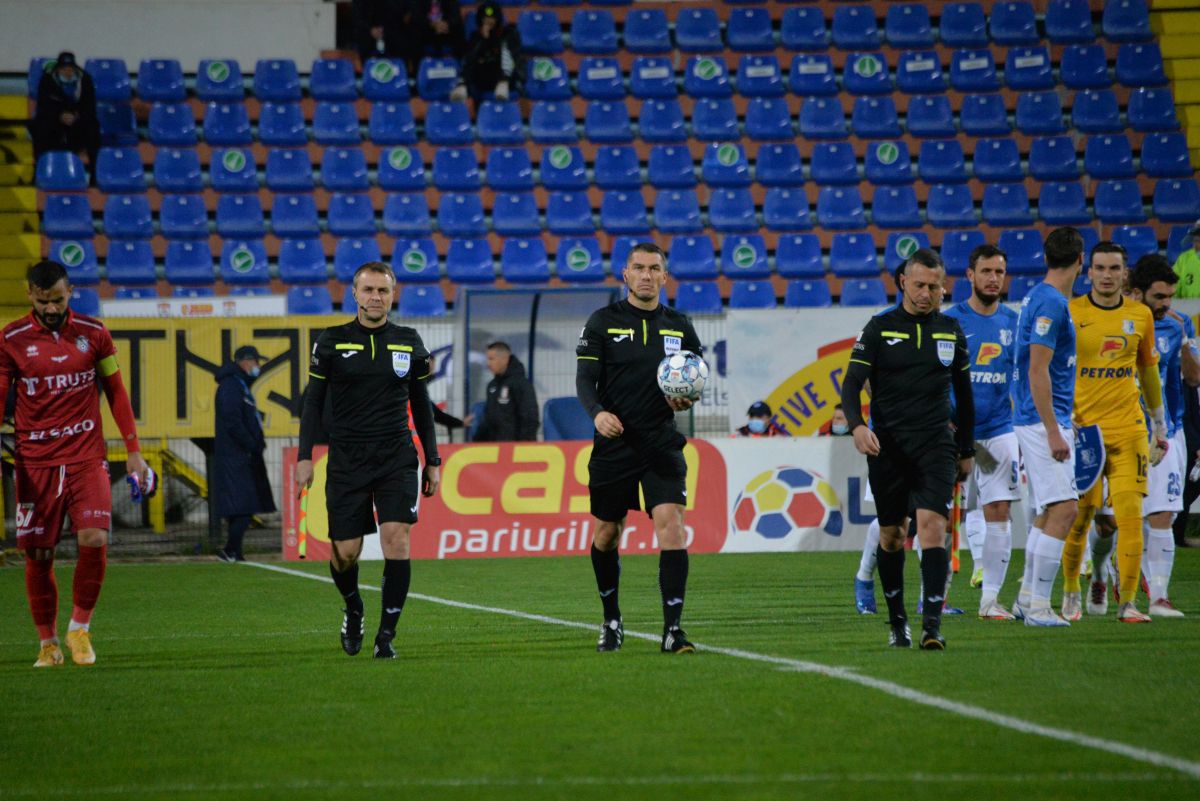 Valeriu Iftime, dezlănțuit după Botoșani - Farul 0-2: „Nu cred că mă prinde Paștele cu el! E lemnos”