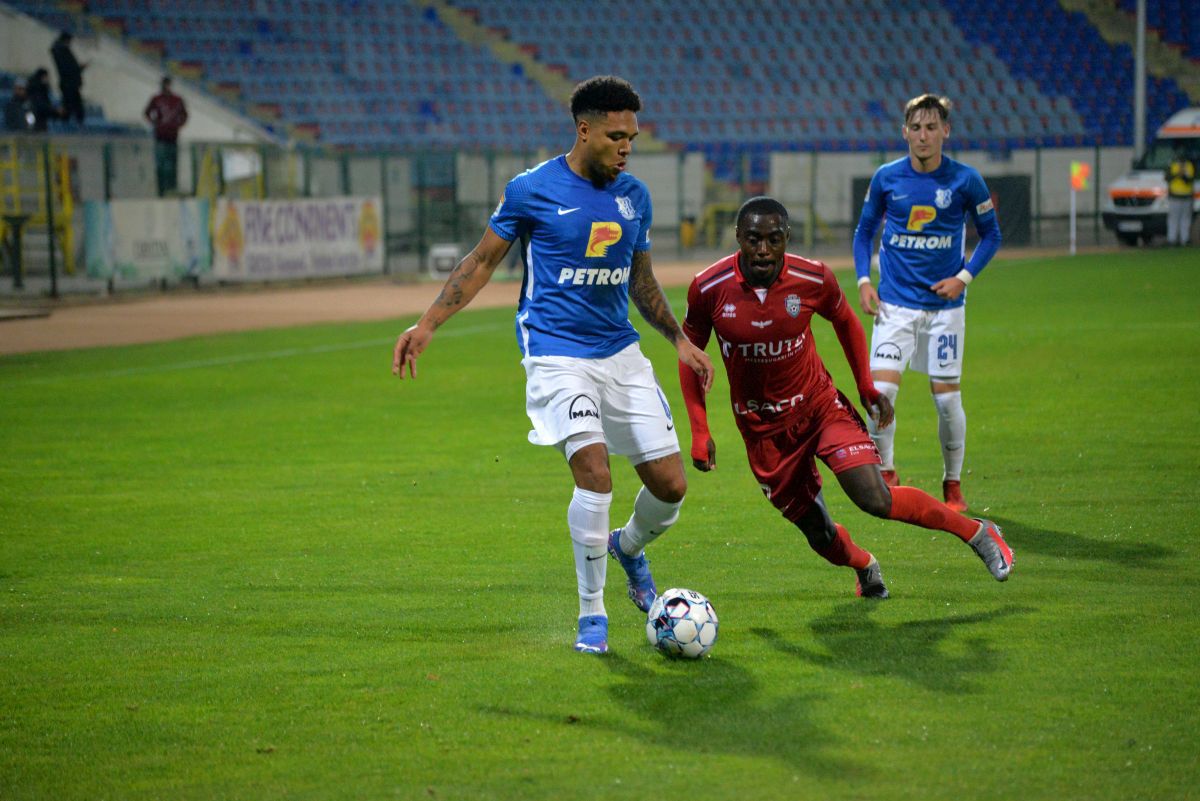 Unii cu două bare, ceilalți cu două goluri » Farul, victorie norocoasă cu FC Botoșani!