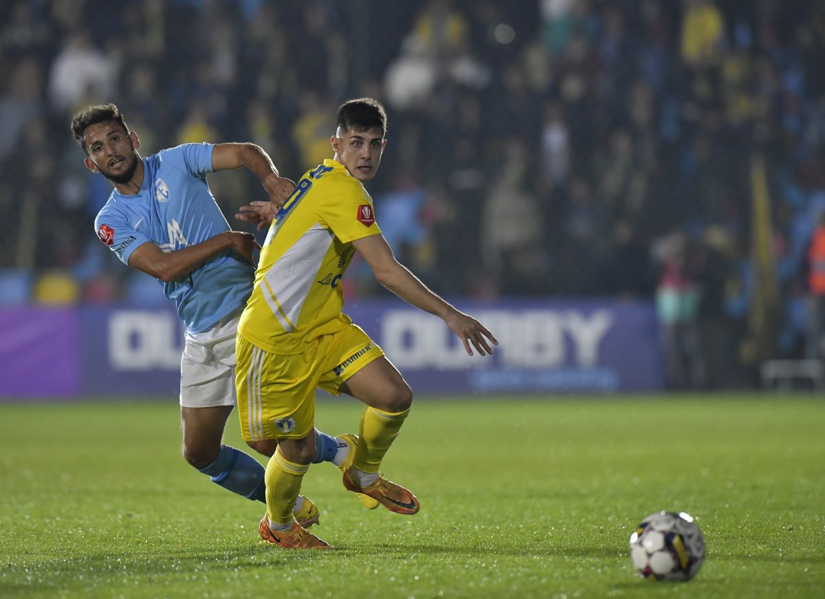 „Pariul” lui Ciobotariu, după eșecul cu Petrolul: „E un lucru pozitiv pe care vi-l spun, e un copil de mare viitor”