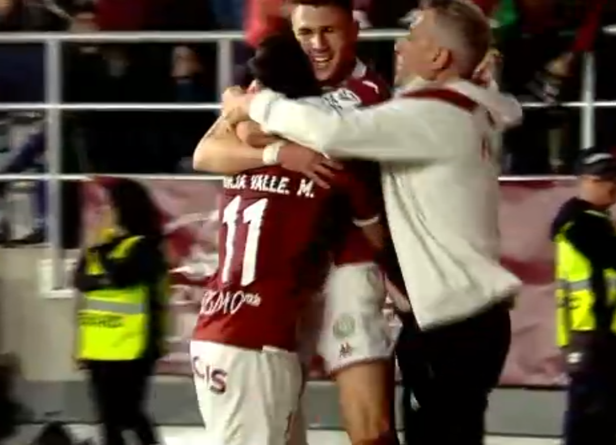 La Rapid s-a accidentat până și antrenorul! Bergodi: „Am simțit ceva când am fugit acolo. A fost o descătușare” 