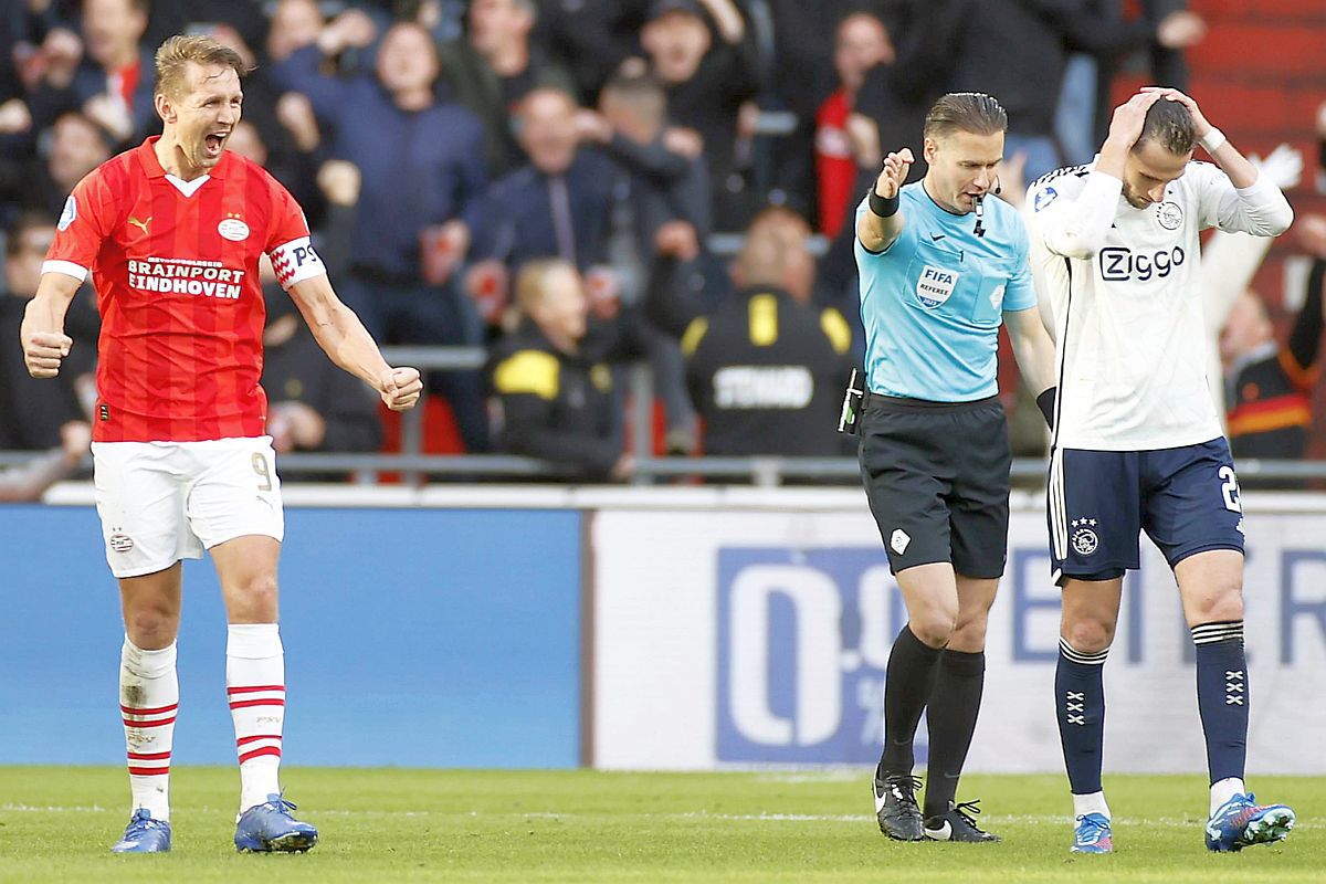 Ajax, dezastru complet! Ultimul loc în Eredivisie după ce a fost umilită de rivala PSV!