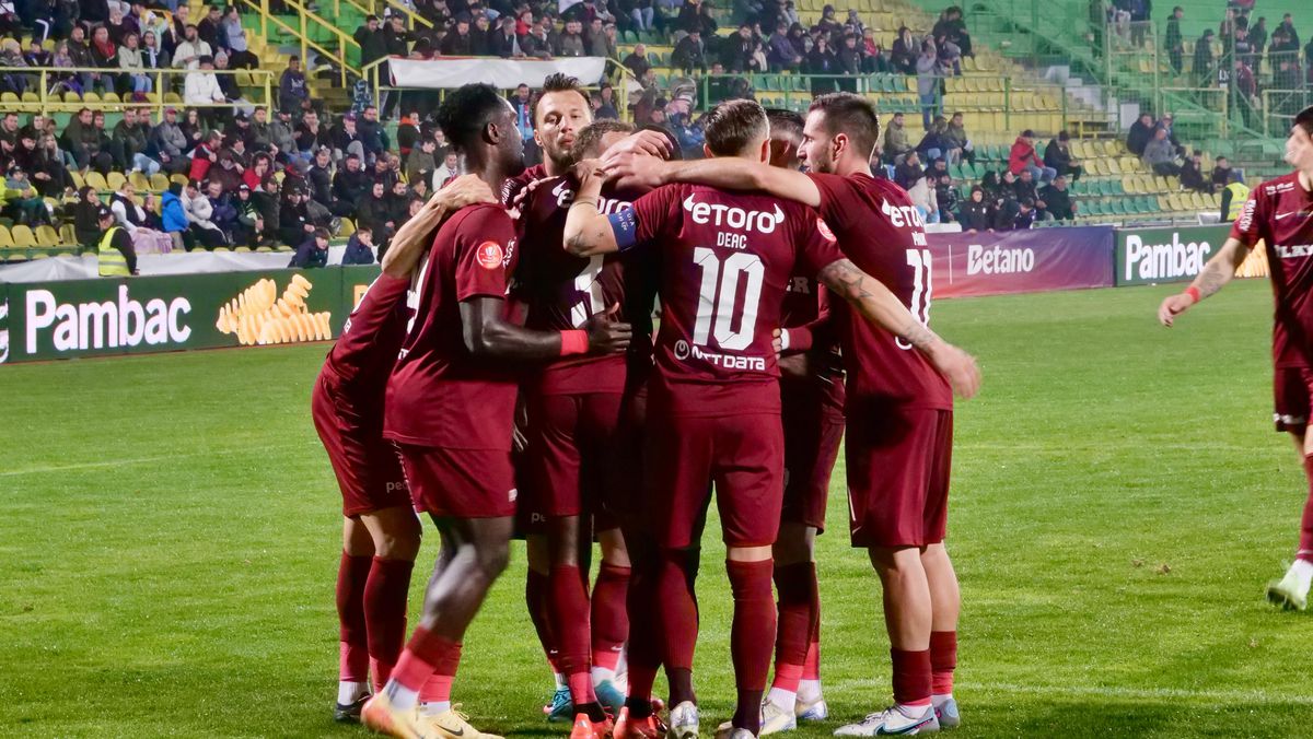 FC Argeș - CFR Cluj, în grupele Cupei României: imagini de la stadion