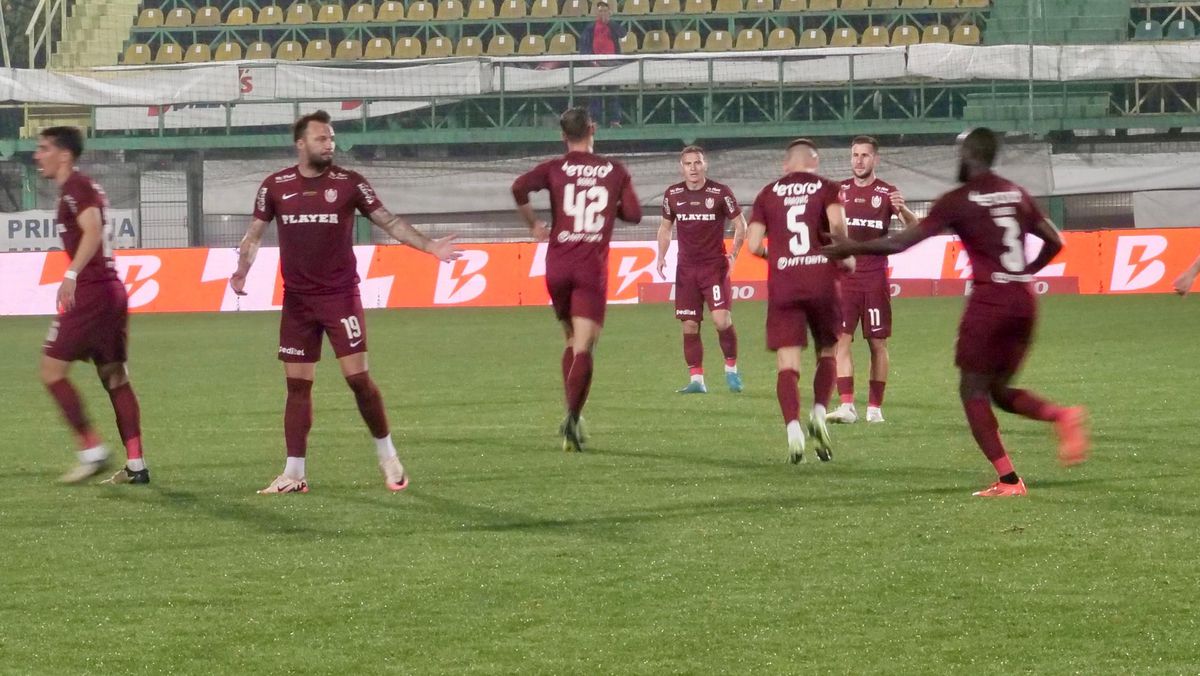 FC Argeș - CFR Cluj, în grupele Cupei României: imagini de la stadion