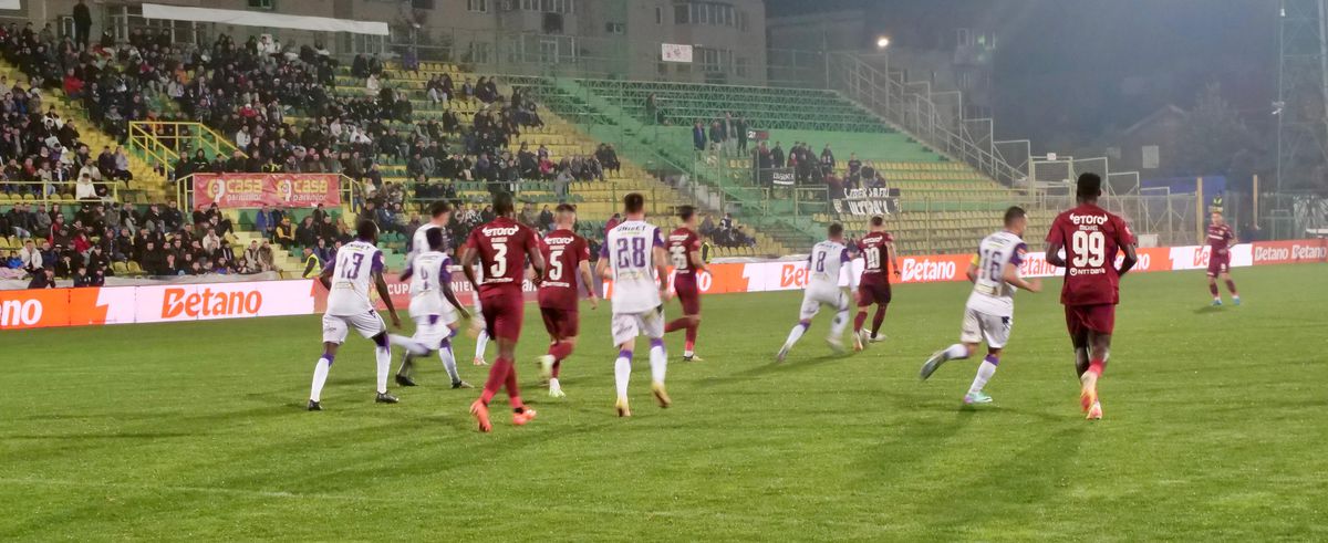 FC Argeș - CFR Cluj, în grupele Cupei României: imagini de la stadion