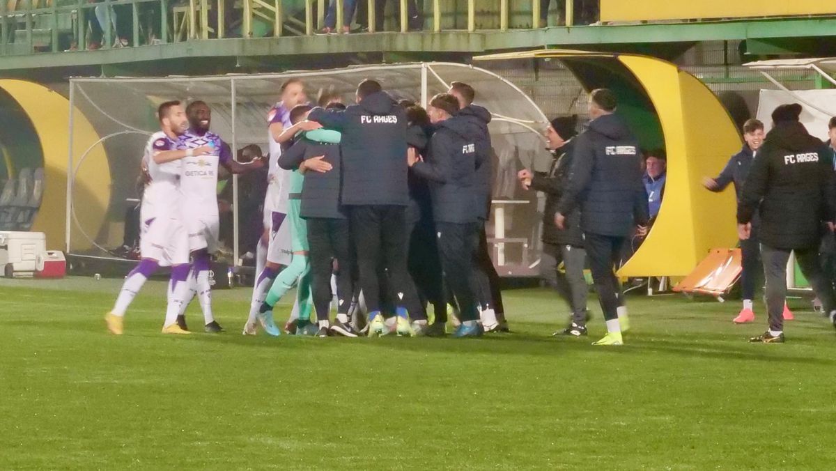 Egalul lui Dan Petrescu, Bogdan Andone dezvăluie cum i-a mobilizat pe jucătorii lui FC Argeș + Are o dorință pentru pauza din iarnă: „Absolut toți!”