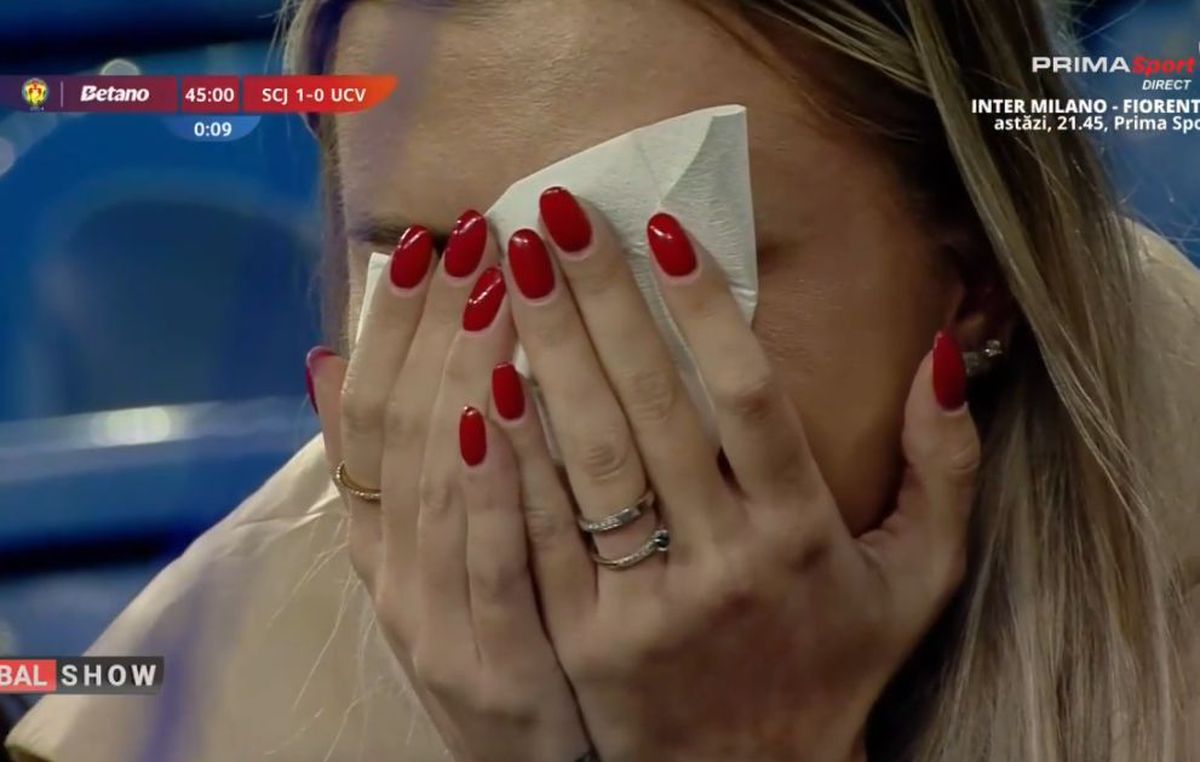 Cine este femeia care a izbucnit în lacrimi în tribune, după golul din Sănătatea Cluj - Craiova