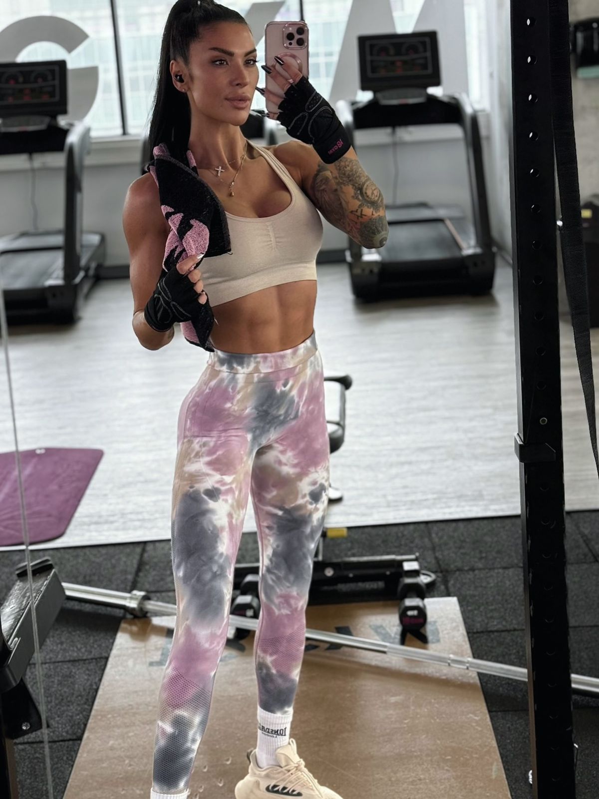 Cine e Alina Oprea, pasionata de fitness care a învins moartea după un accident grav » Acum se luptă cu Florin Prunea în show-ul „Desafio, Aventura”