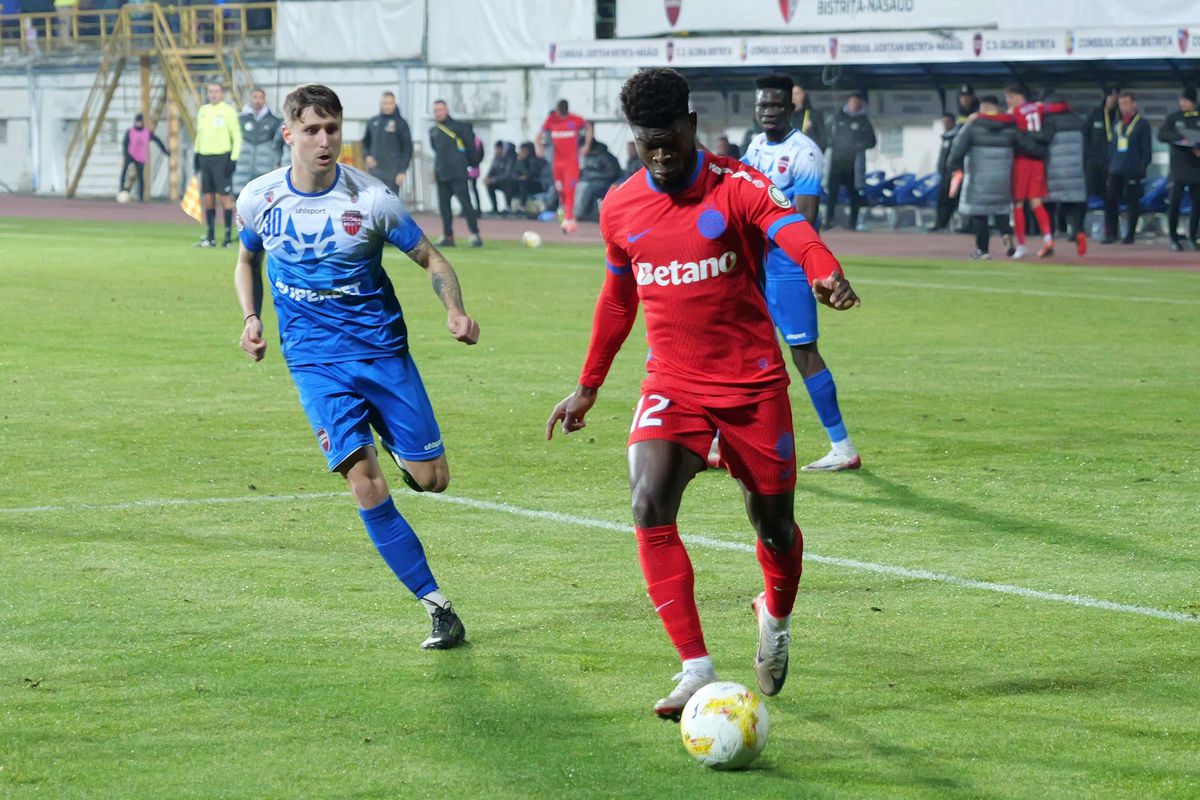 FCSB tremură la Bistrița, însă pleacă cu toate punctele din Ardeal » Miculescu a părăsit terenul în ambulanță