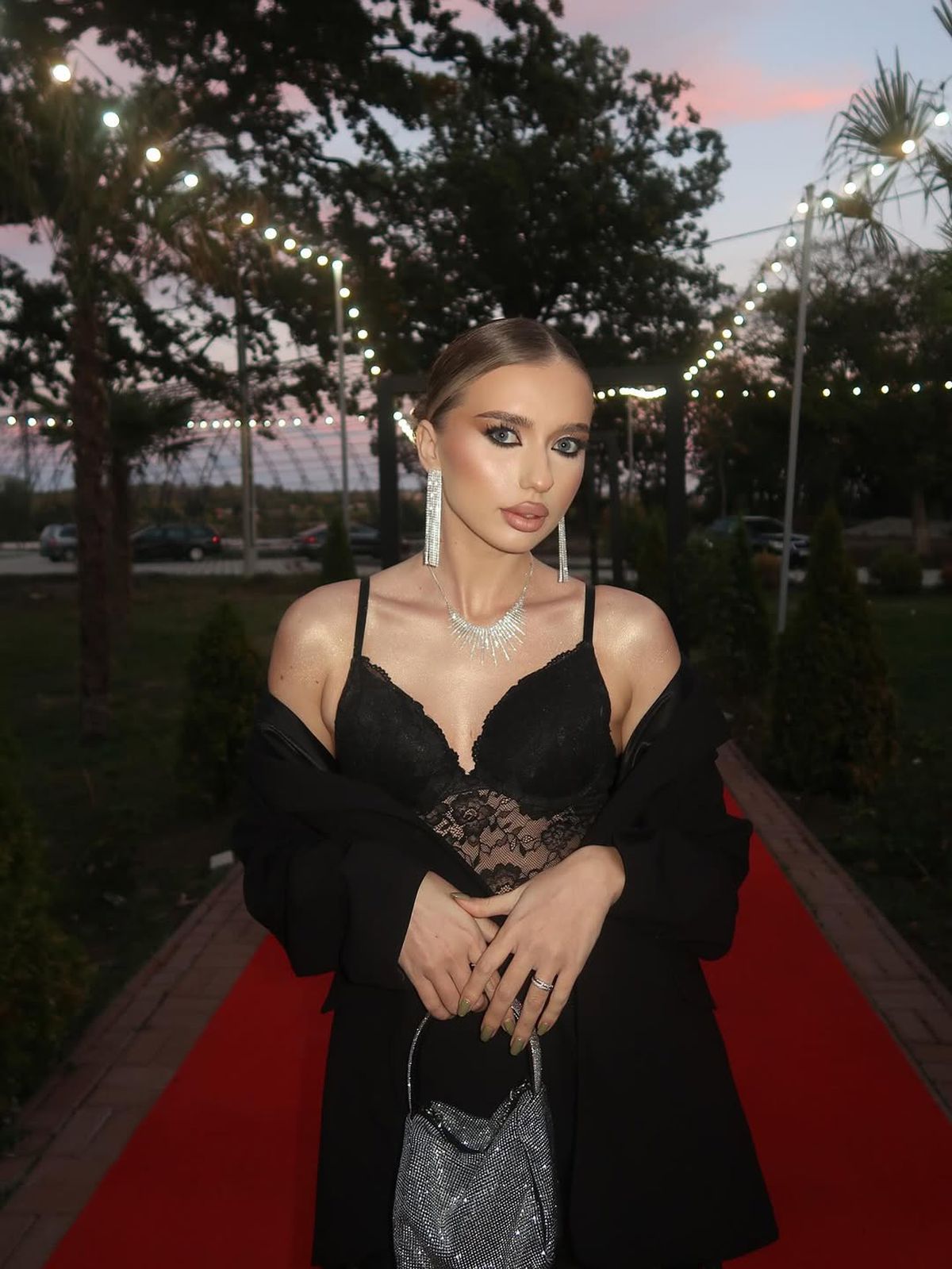 Cine este femeia care a izbucnit în lacrimi în tribune, după golul din Sănătatea Cluj - Craiova