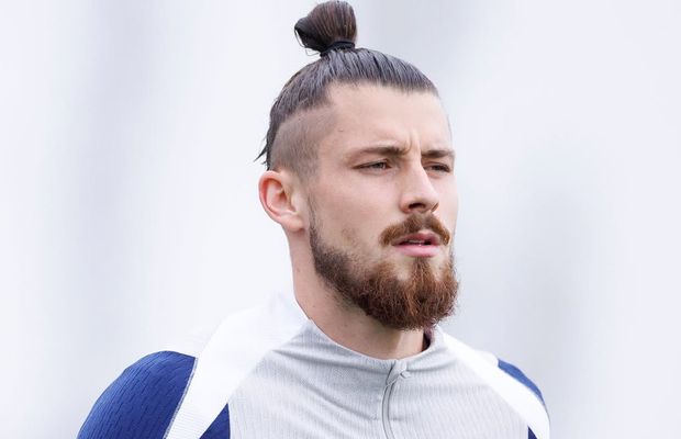 Antrenorul lui Tottenham anunță când va reveni Drăgușin și răspunde FRF: „Nu are sens”