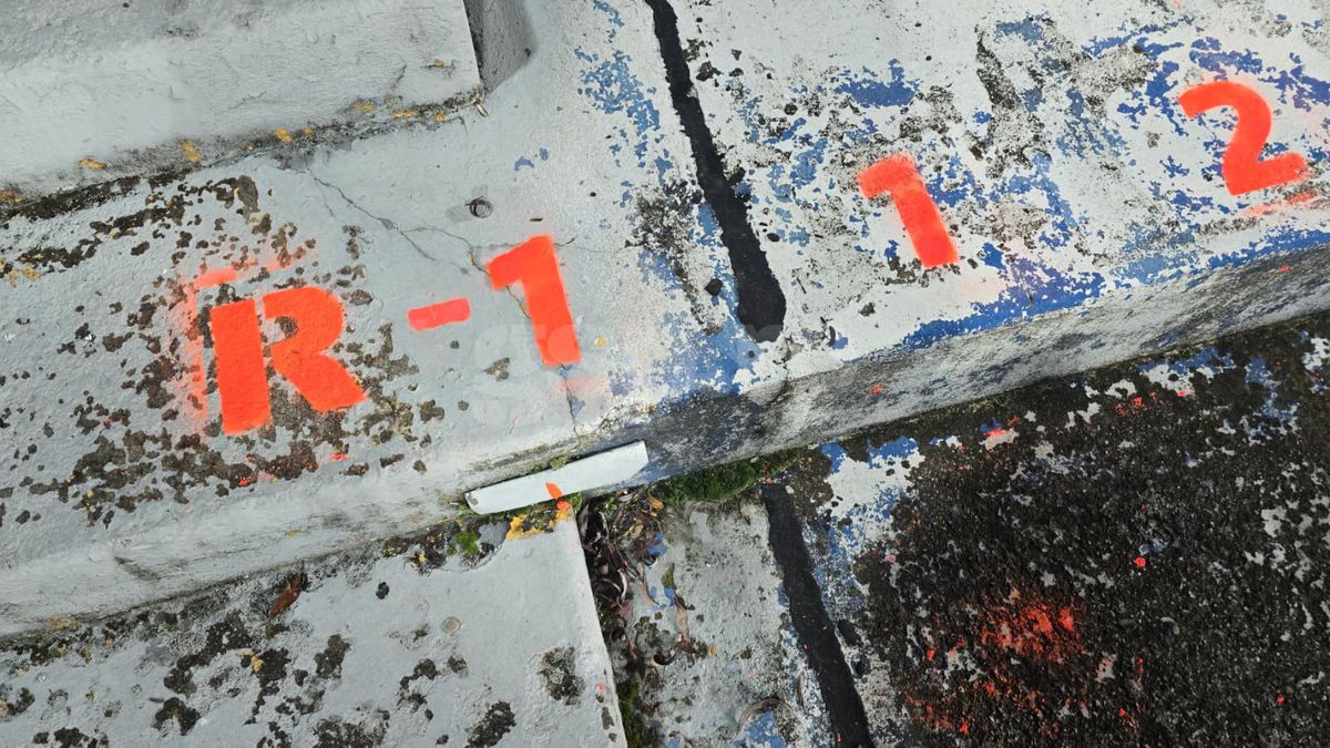 Ne-am întors în anii '90 » Imagini uluitoare de la Bistrița, înainte de Gloria - FCSB: fără scaune în tribune, iar peluza stă să CADĂ!