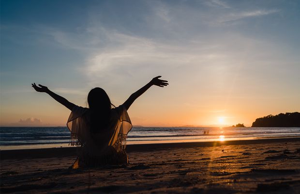 Cum îi sprijină psihoterapia online pe cei introvertiți și anxioși