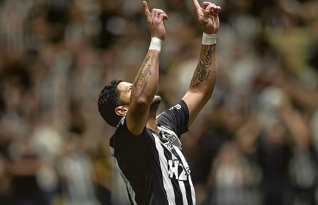 Ajuns la 39 de ani, superstarul brazilian și-a calificat echipa în finală, apoi a izbucnit în lacrimi: „De două luni mă abțin să beau un pahar de vin”