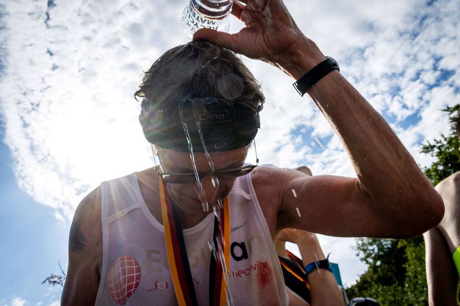 Participant la Maratonul de la Berlin 2025 Foto: Imago Images Schimbările climatice, „dușmanul” recordurilor în probe atletice de anduranță » Condiții optime în doar 14% din curse