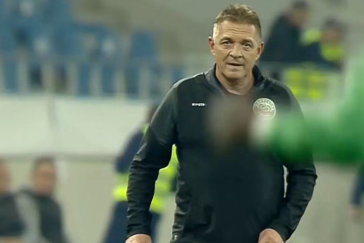 Aurelian Ghișa a intrat pe teren, în Sănătatea Cluj - Universitatea Craiova, la 61 de ani