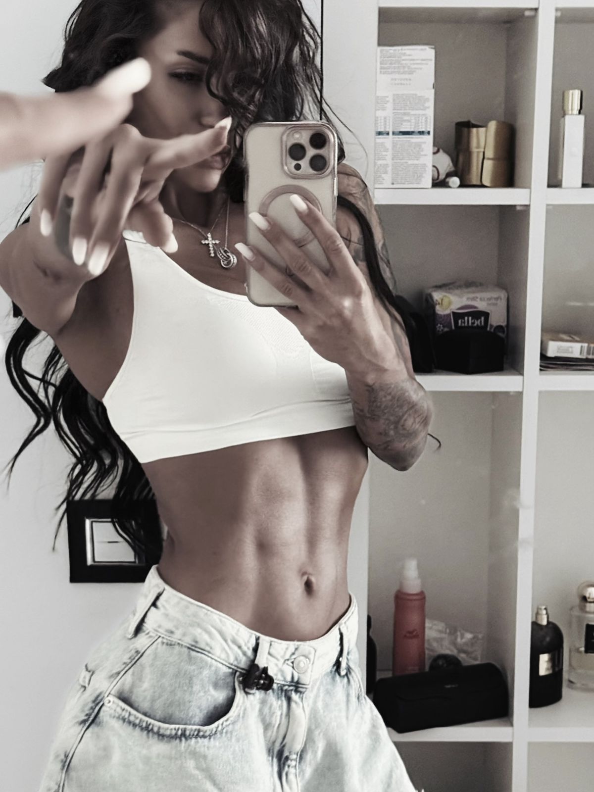 Cine e Alina Oprea, pasionata de fitness care a învins moartea după un accident grav » Acum se luptă cu Florin Prunea în show-ul „Desafio, Aventura”