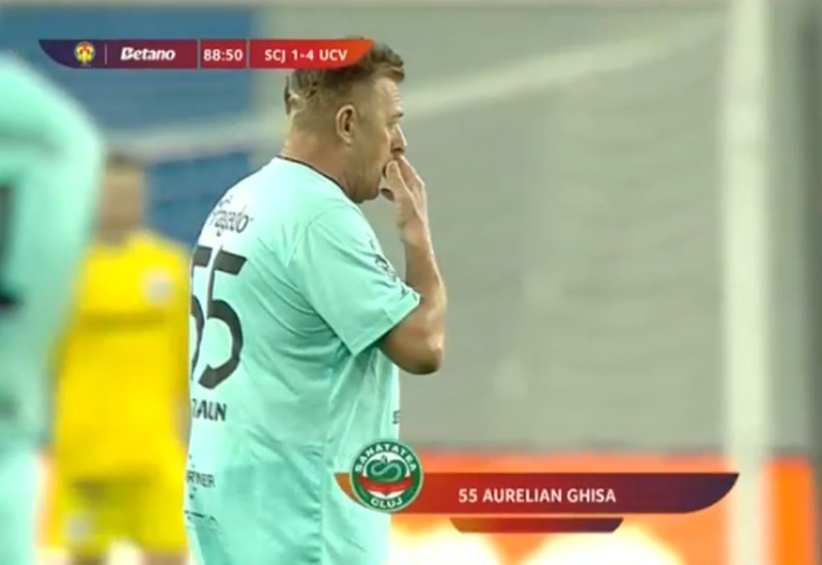Aurelian Ghișa a intrat pe teren, în Sănătatea Cluj - Universitatea Craiova, la 61 de ani