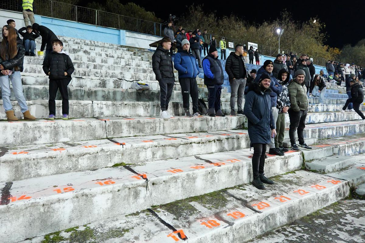 Tribune Gloria Bistrița