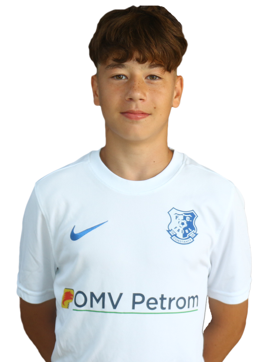 Bogdan Ilie. FOTO: academiahagi.ro Țineți minte numele: noul puști-minune descoperit de Hagi e „Bombiță”, fiul lui Sabin Ilie! » Gol de senzație pentru Farul, cu procedeul lui Zidane!