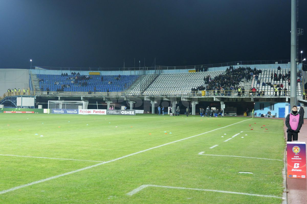 Tribune Gloria Bistrița