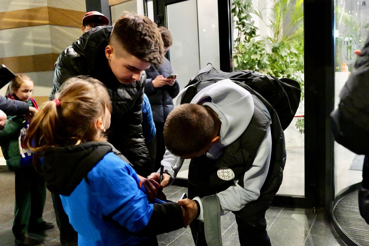 Gloria Bistrița - FCSB, imagini înainte de meci