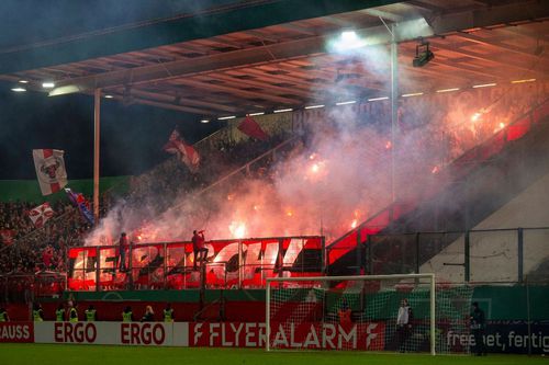 Fanii lui Leipzig în deplasare la Cottbus / FOTO Imago Images