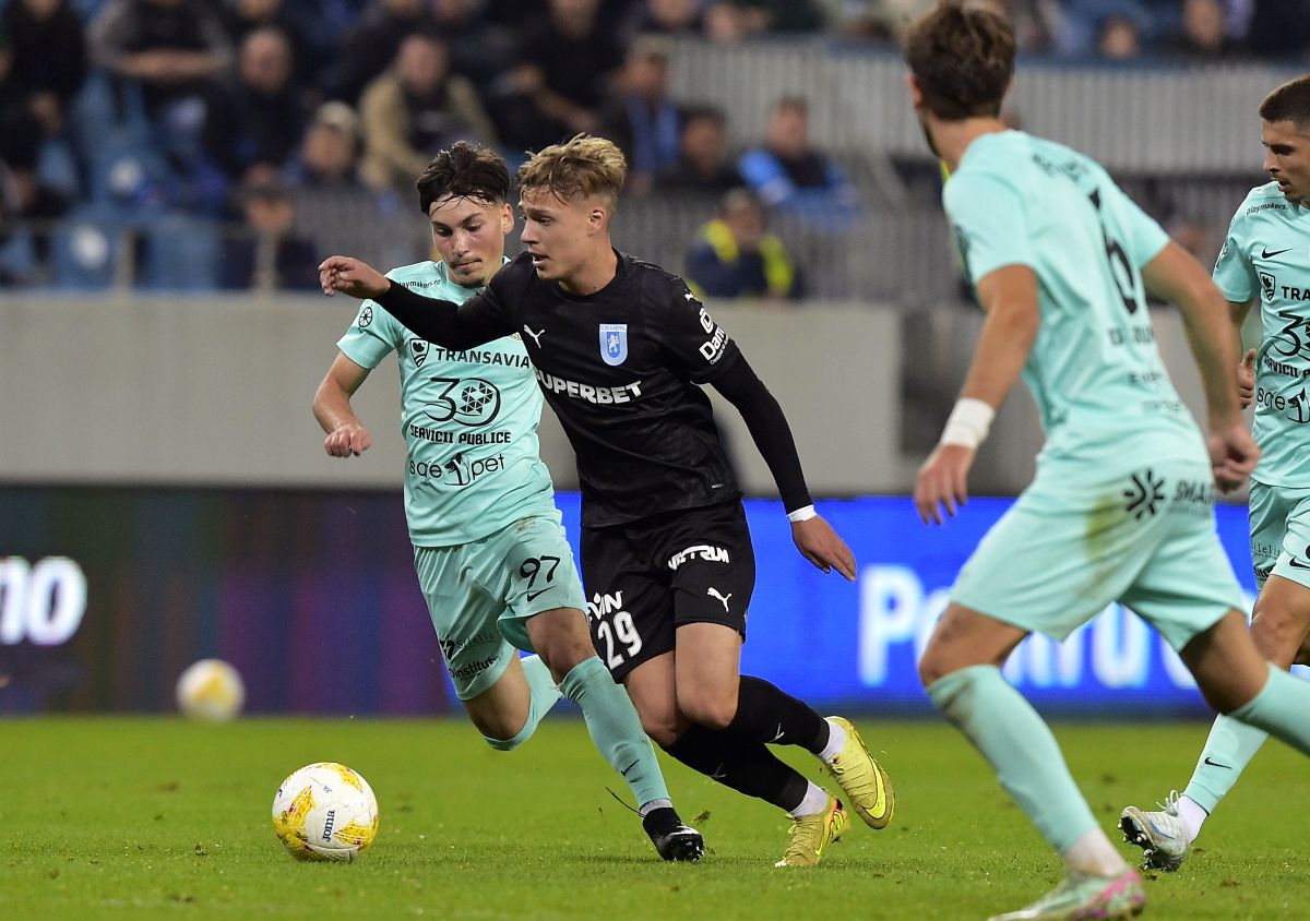 Sănătatea Cluj - Universitatea Craiova 1-4 » S-au jucat cu Sănătatea lui Rădoi! Juveții evită o rușine de proporții și întorc scorul după pauză