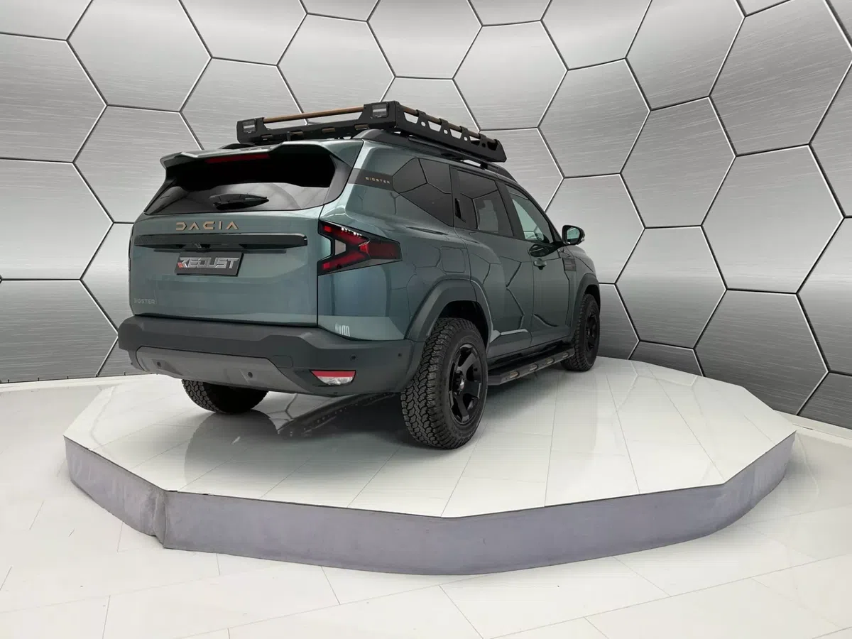 Noua Dacia Bigster