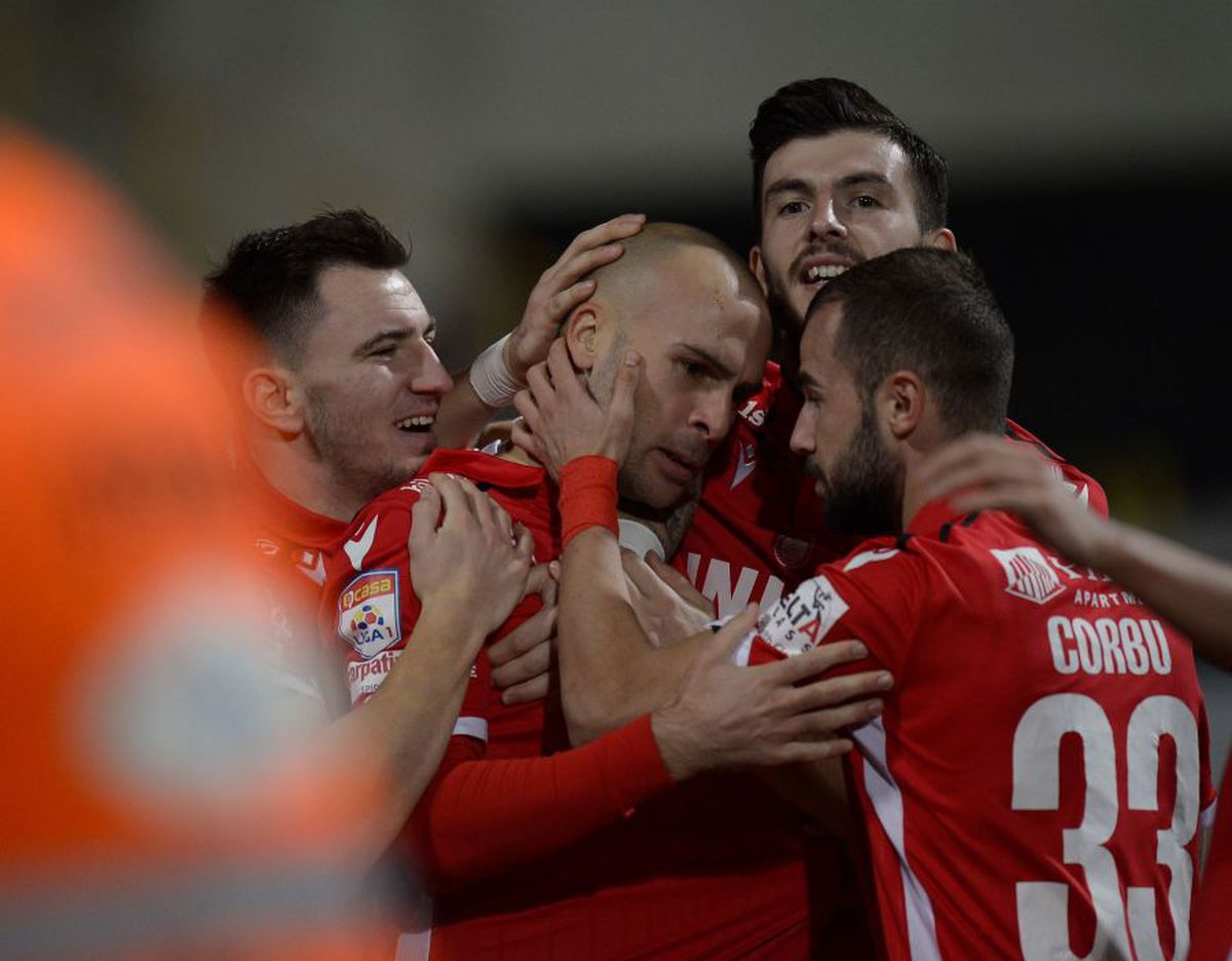 Dinamo - Poli Iași 1-0 // VIDEO+FOTO » „Câinii” respiră » Dinamo e la 2 puncte de play-off după prima victorie din ultimele 4 etape