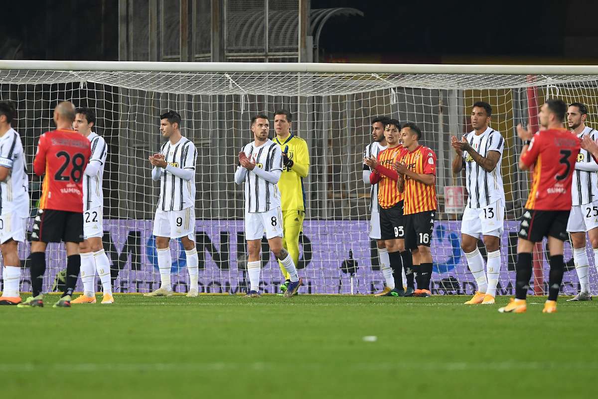 Moment emoționant dedicat lui Diego Maradona! Ce s-a întâmplat chiar în timpul partidei dintre Benevento și Juventus