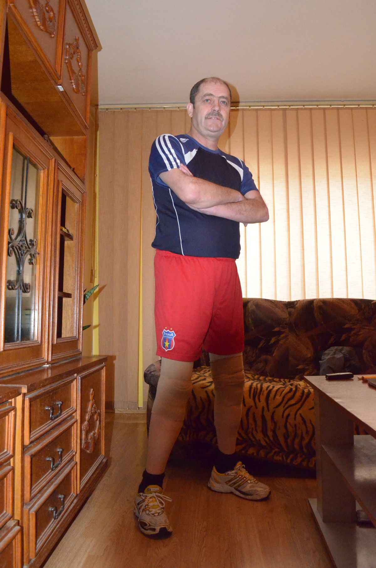 A murit Viorel Turcu » În 2012, GSP a mers acasă la fostul atacant: „Un șifonier mi-a căzut pe picioare. Câinele mi-a salvat viața de două ori”