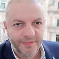 Radu Birlică, directorul departamentului de marketing al lui Dinamo, a atras atenția aseară într-un mod negativ, discursul său de la GSP Live fiind pe-alocuri incoerent, cu multe bâlbe.