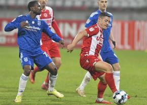 Le dă de gândit jucătorilor lui Dinamo: „Se alintă, niște răsfățați ai soartei! Le-aș adresa întrebarea asta”