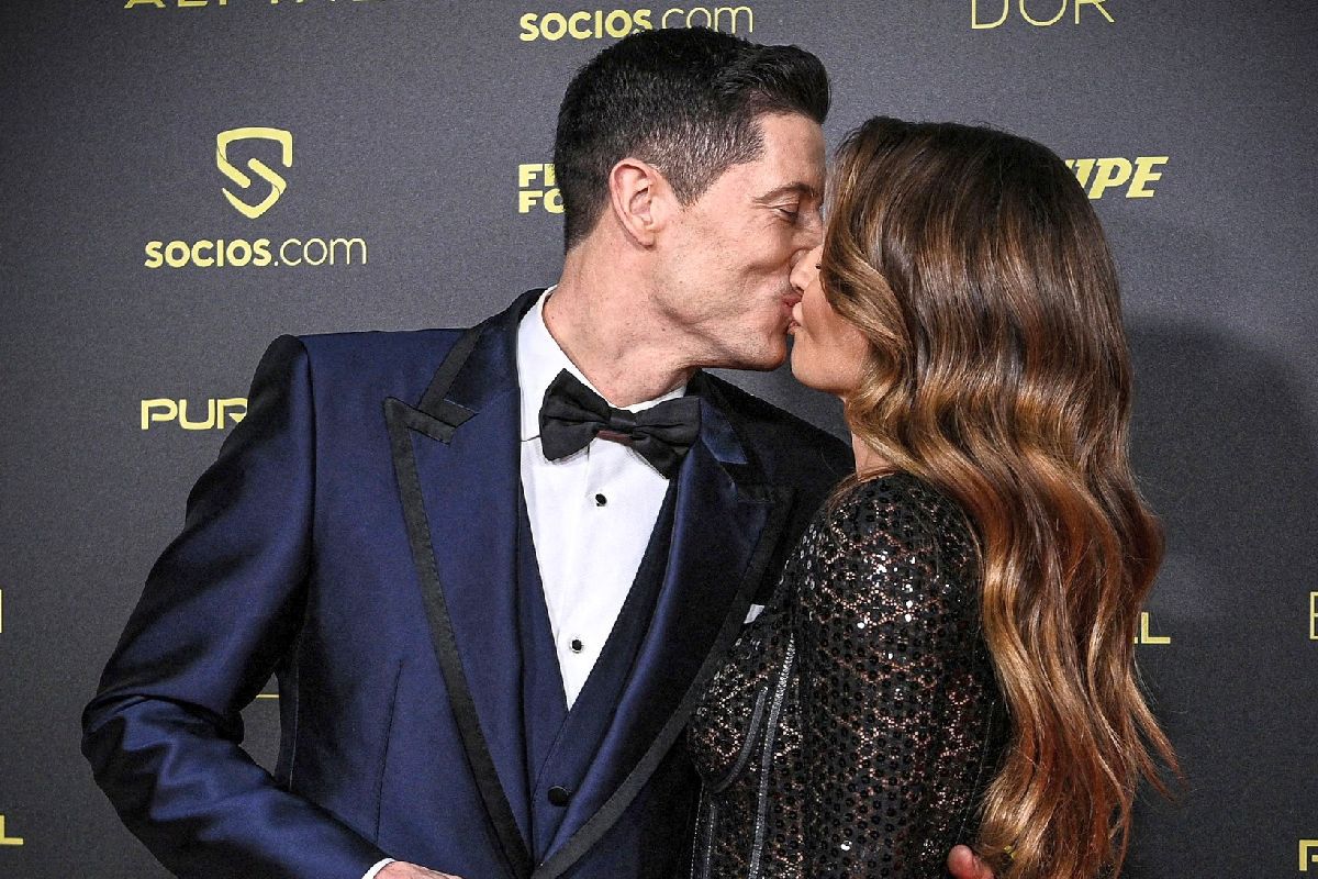Lewandowski, Messi și soțiile lor au întors toate privirile la Gala Balonului de Aur