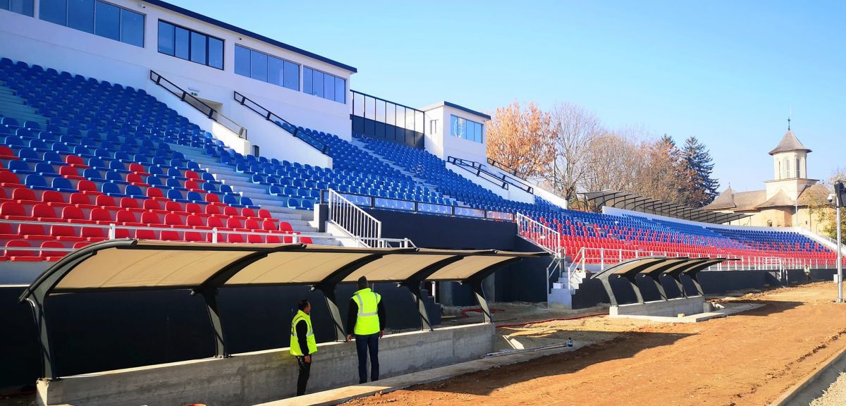 Asta le întrece pe toate! Tribuna noului stadion din Superliga, construită în jurul unei clădiri