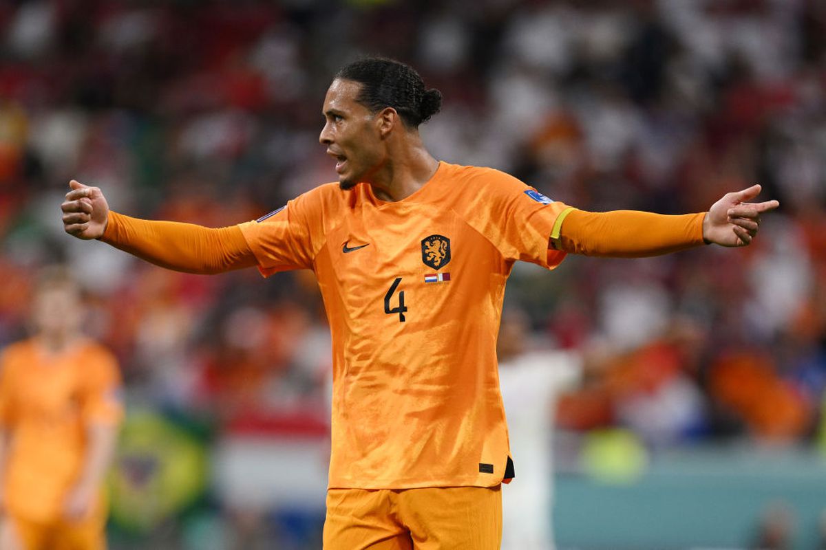 Prima grupă limpezită: Senegal se califică în „optimi” pentru a doua oară în istorie » Jurnaliștii GSP i-au filmat pe africani executând dansul bucuriei