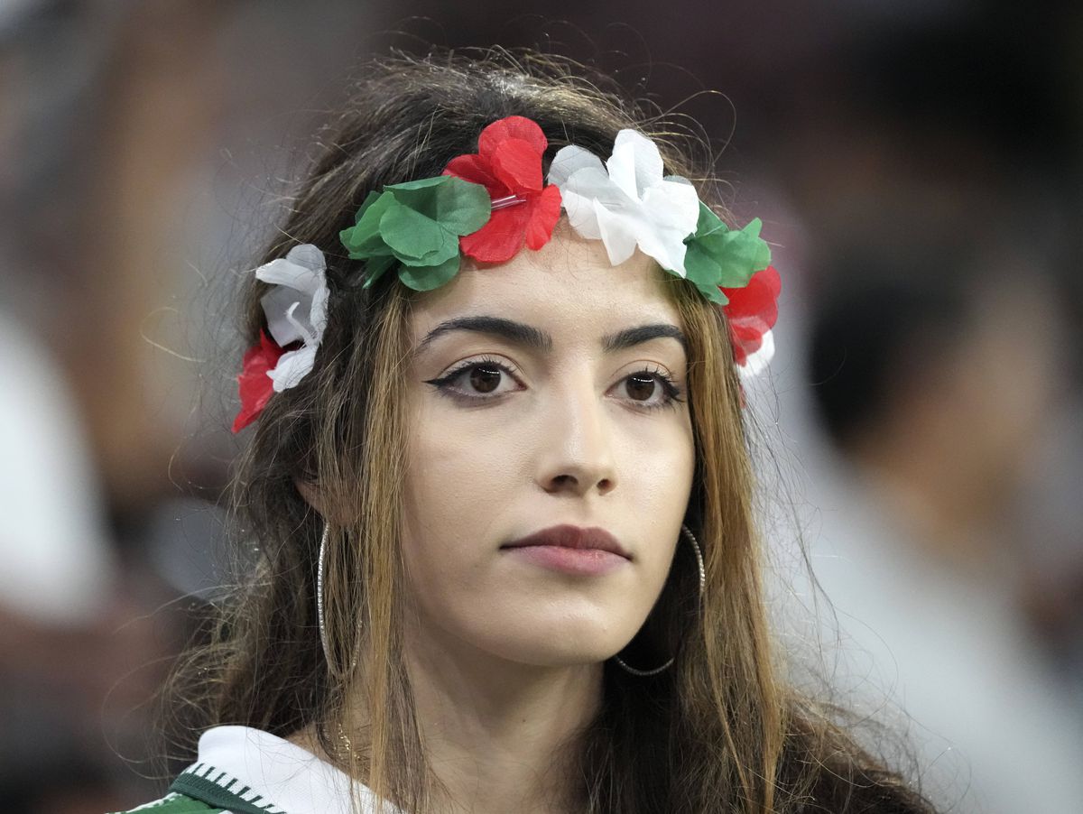 În tribune, a câștigat Iranul » Imagini superbe cu cea mai frumoasă galerie de la Campionatul Mondial